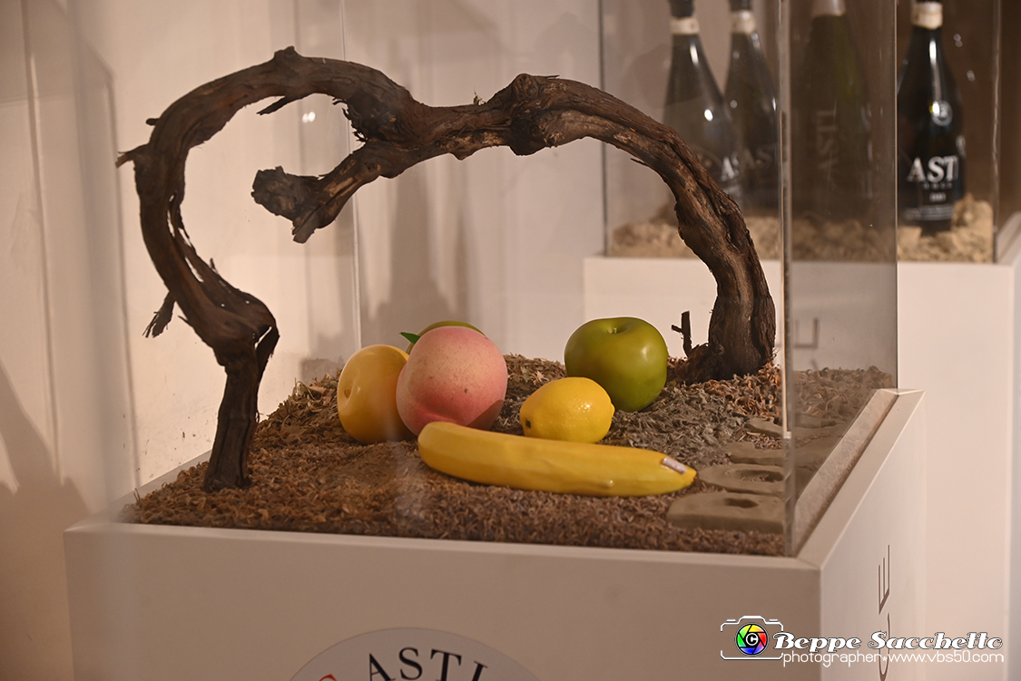 VBS_5042 - Novanta Anni di Bollicine Asti Spumante - Moscato d'Asti.jpg